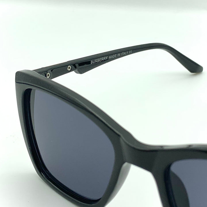Solaires: Burberry Highlight Black