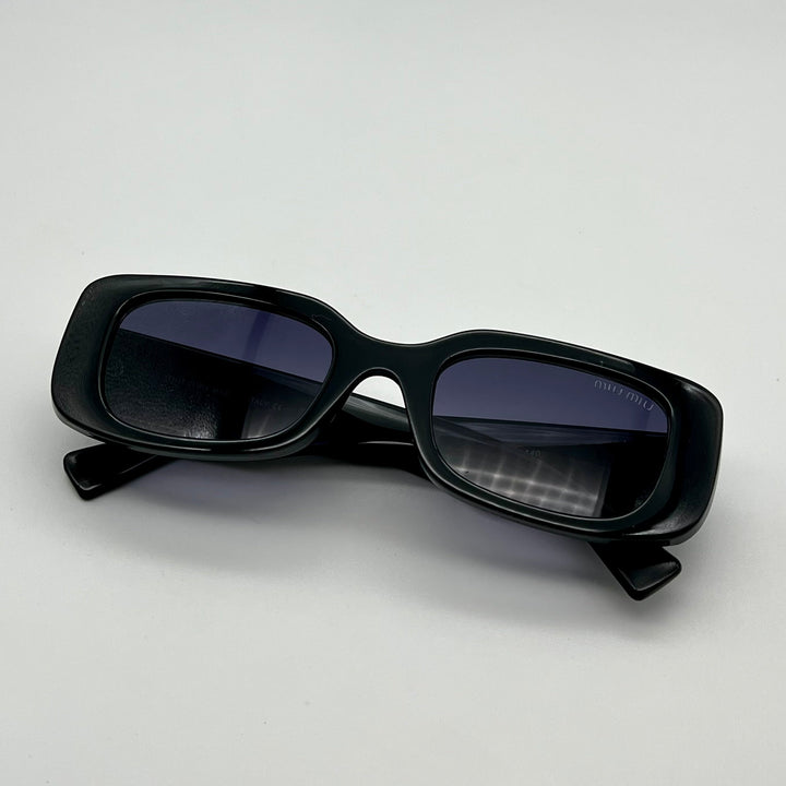 Solaire: Miu Rectangle Black