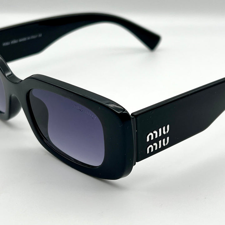 Solaire: Miu Rectangle Black