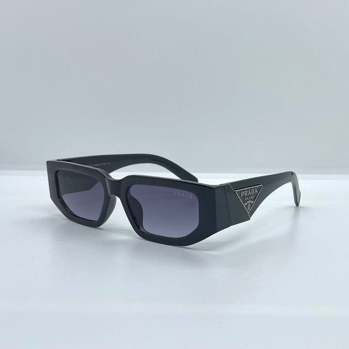 Solaire: Prada Rectangle Black