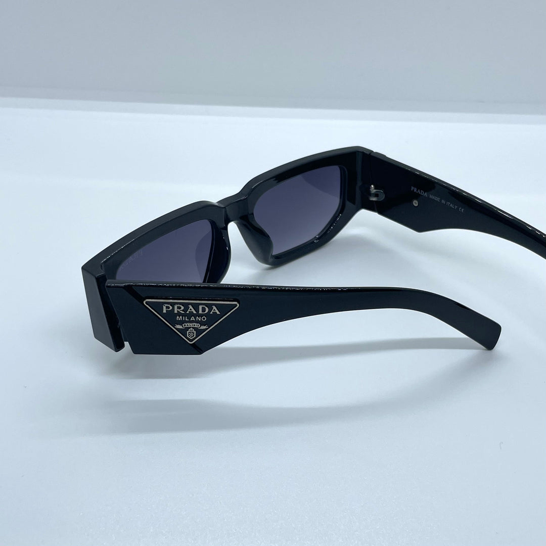 Solaire: Prada Rectangle Black