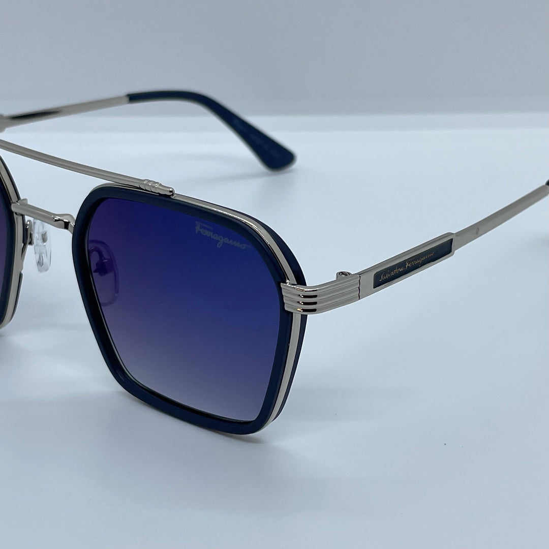 Solaires: Ferragamo Bleu Square