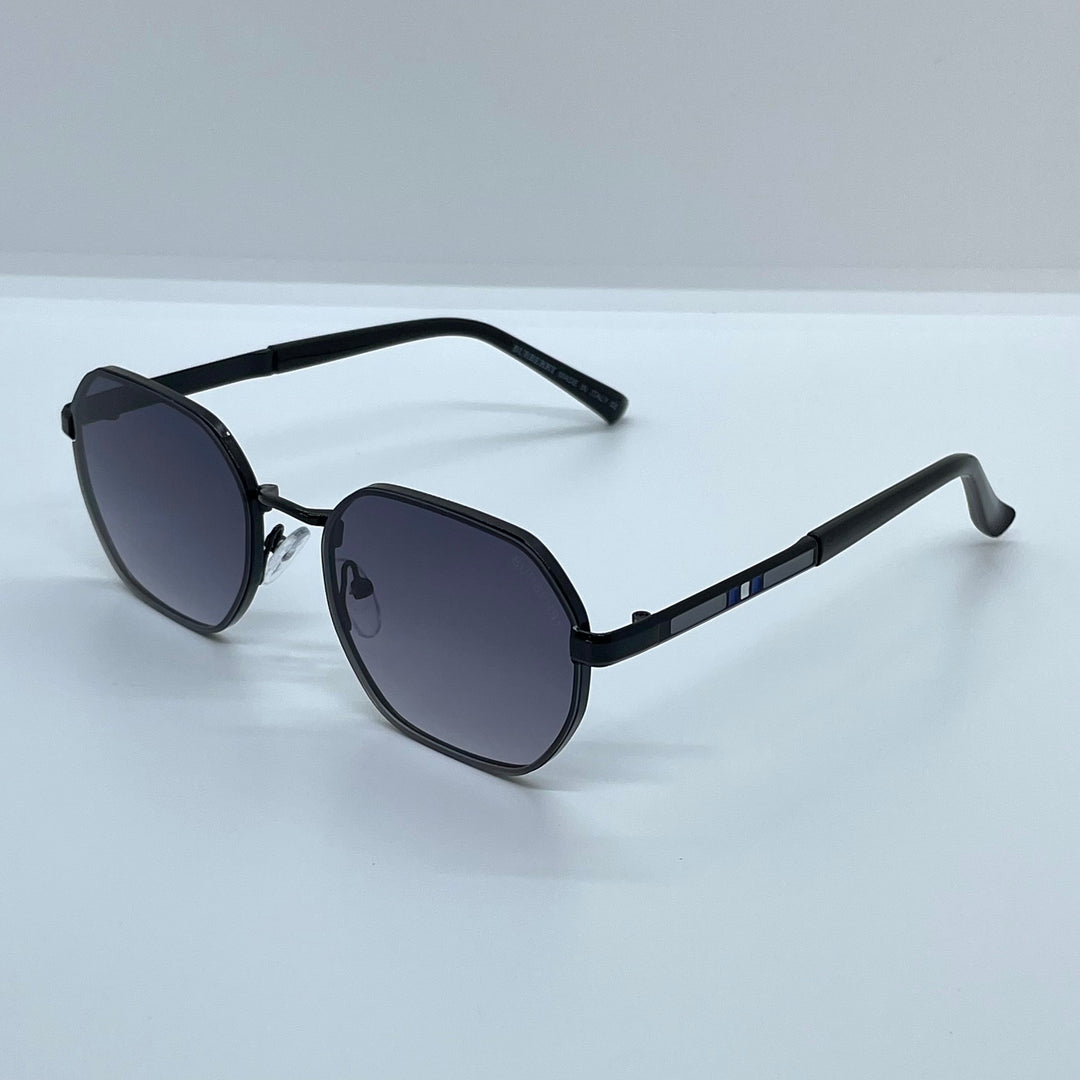 Solaires: Burberry Clip Black