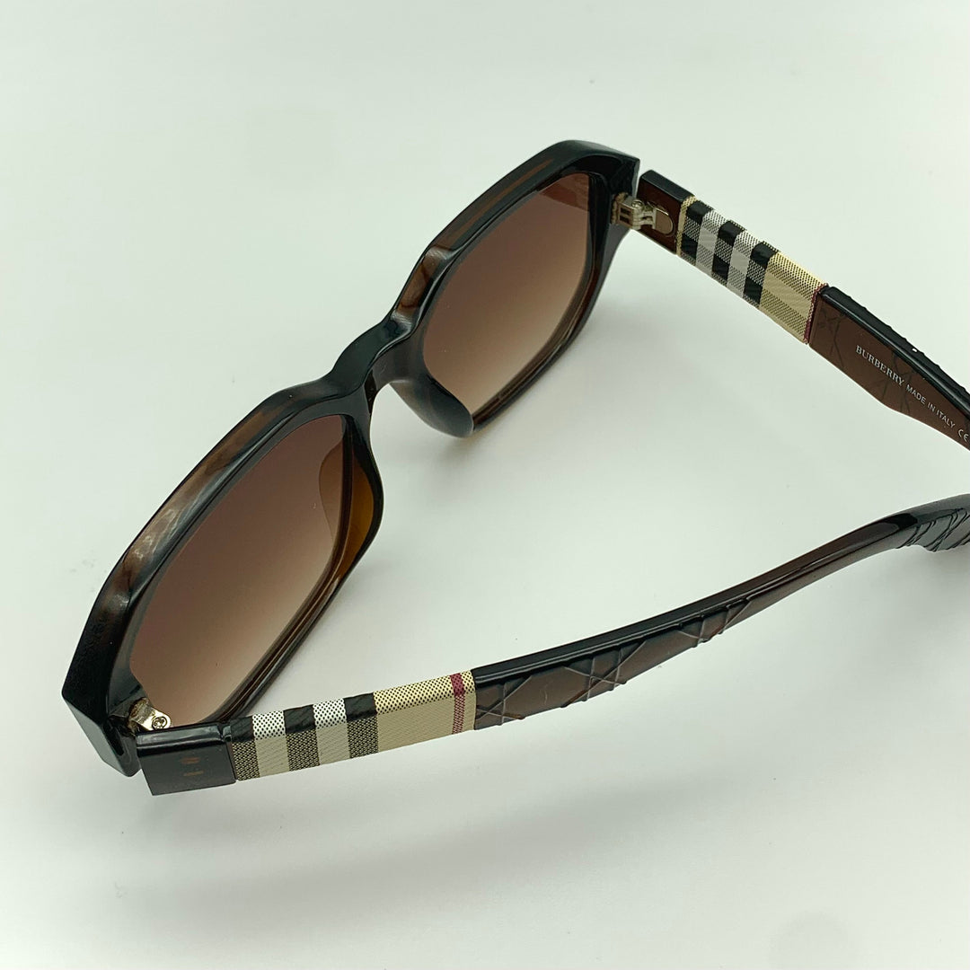 Solaires: Burberry Rectangle
