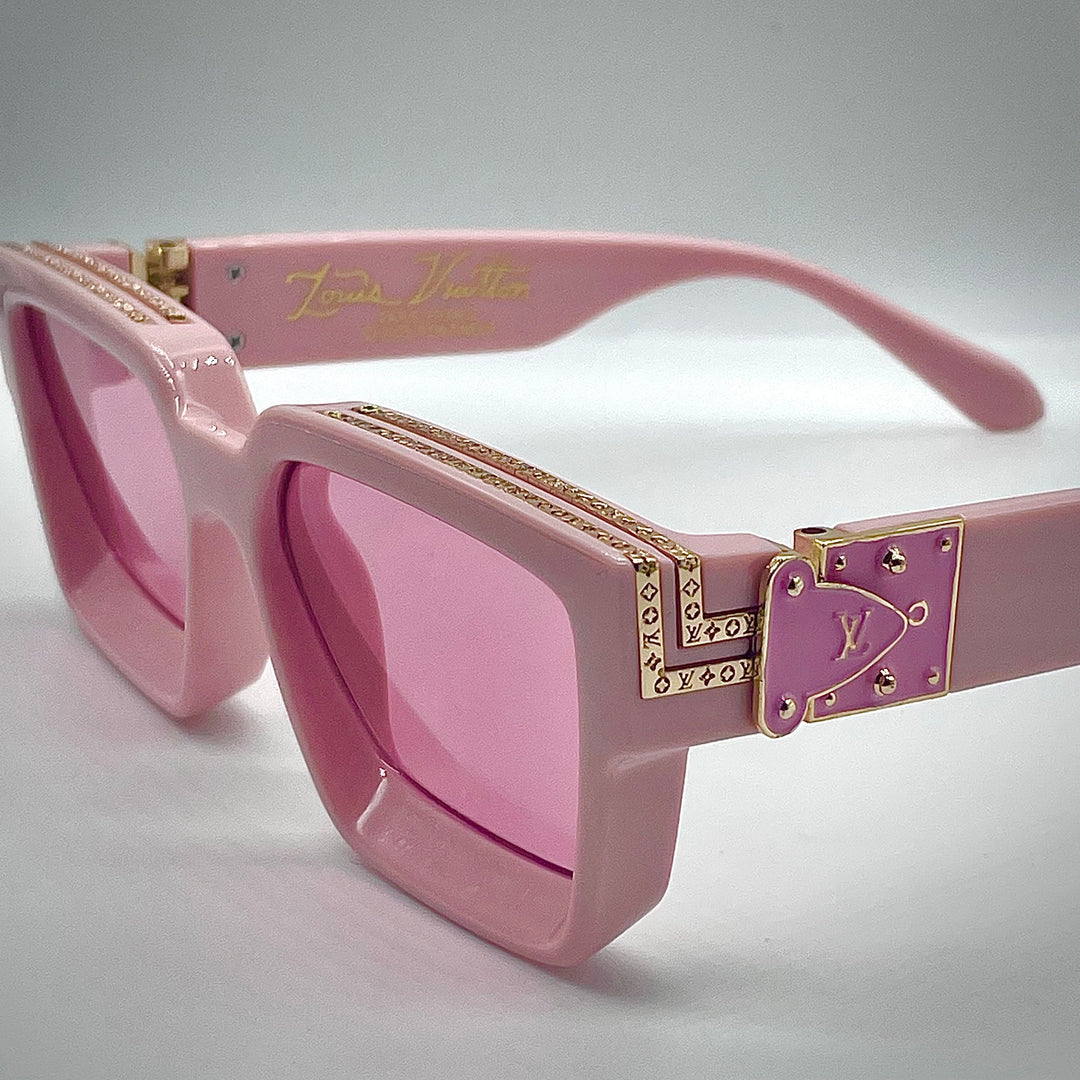 Solaire: LV Clash Square Pink