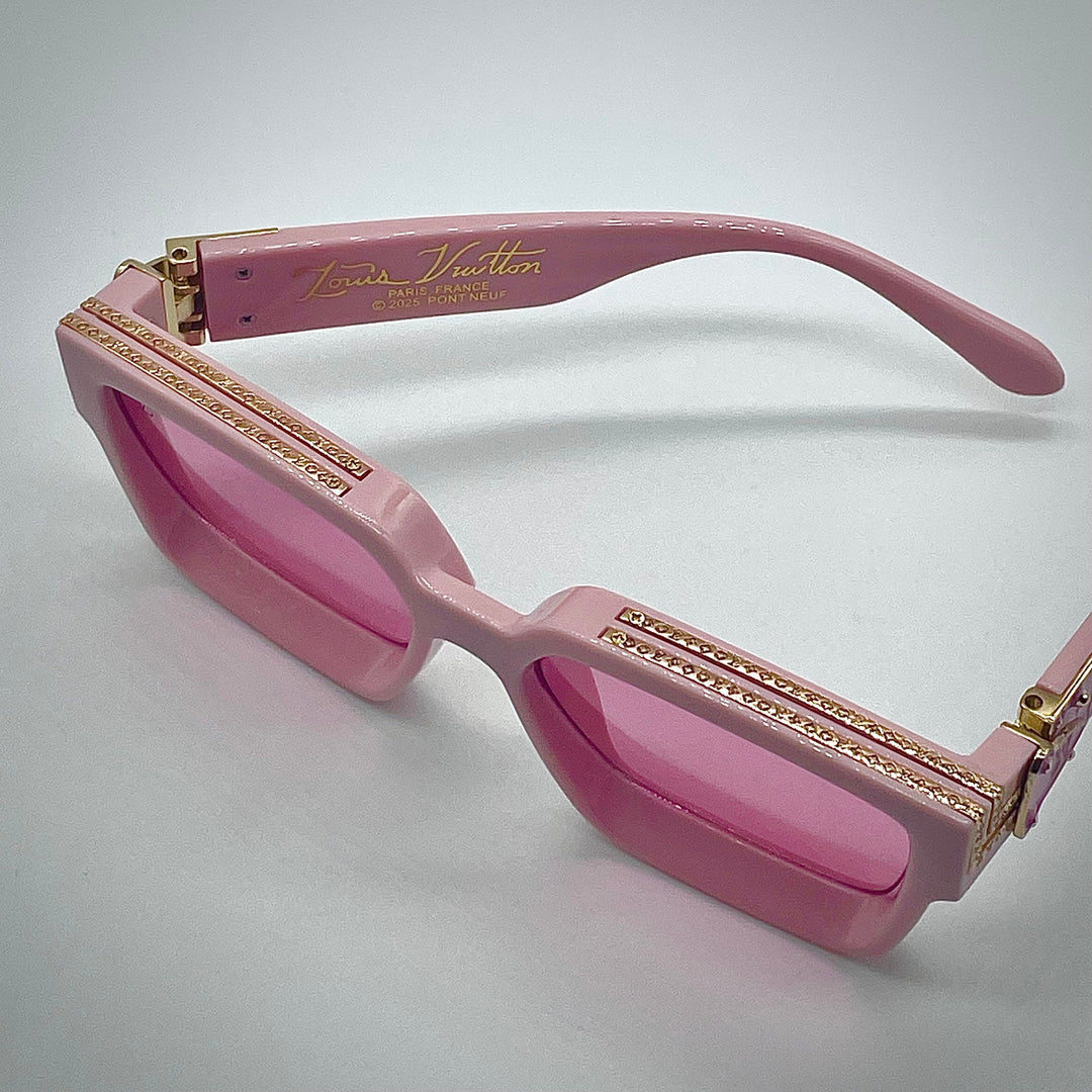 Solaire: LV Clash Square Pink