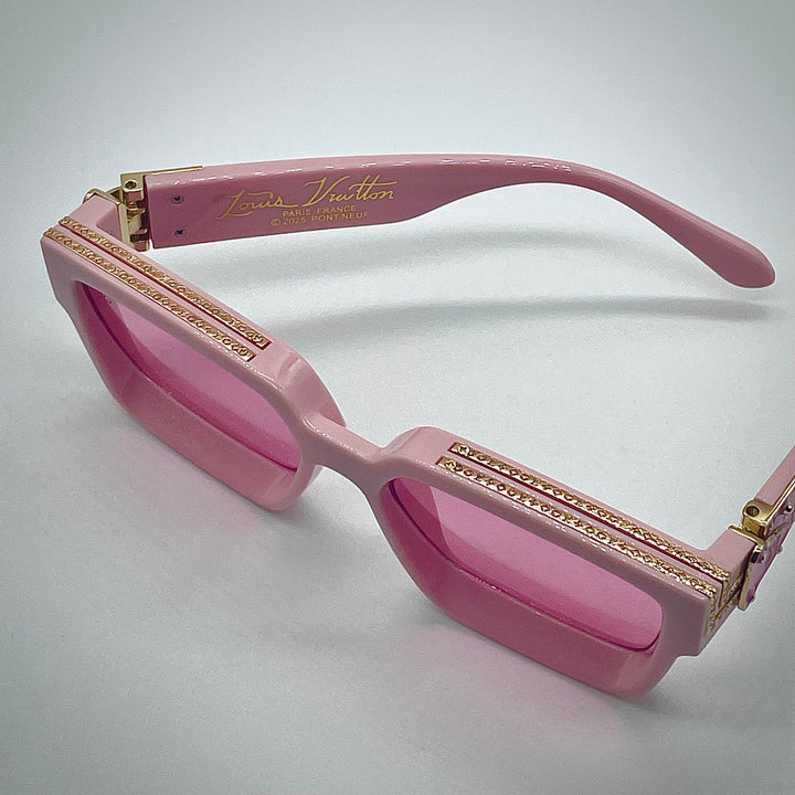 Solaire: LV Clash Square Pink
