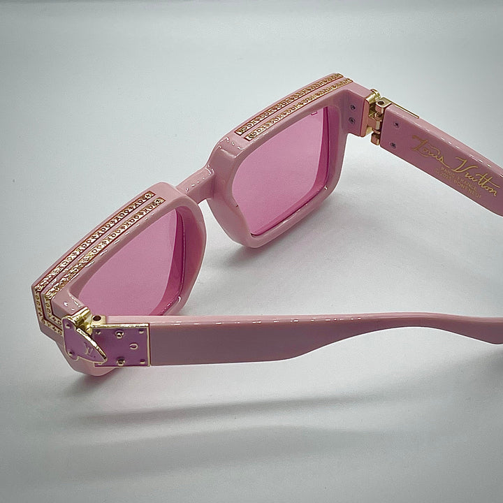 Solaire: LV Clash Square Pink