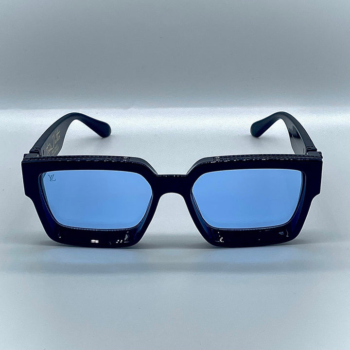 Solaire: LV Clash Square Blue
