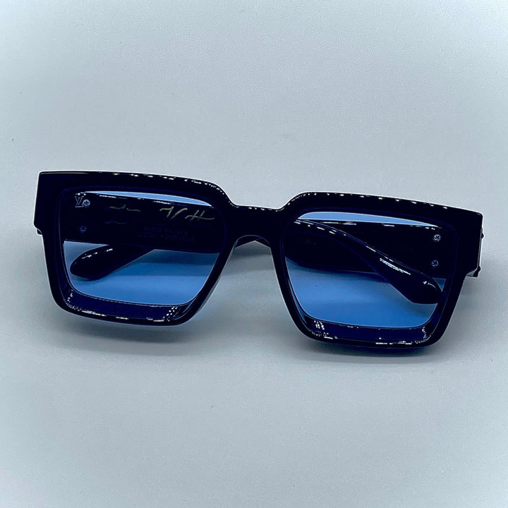 Solaire: LV Clash Square Blue
