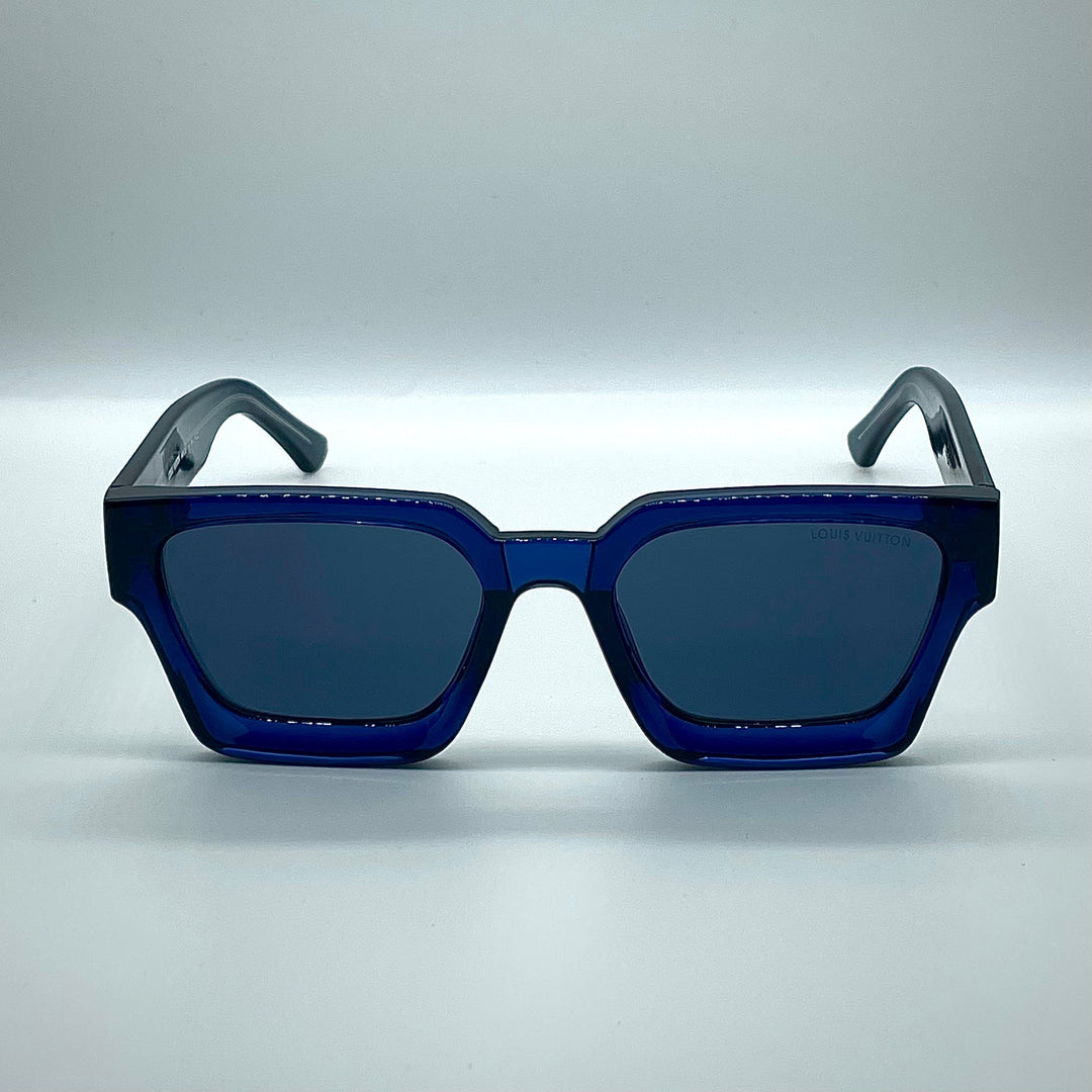 Solaire: LV Hit Blue