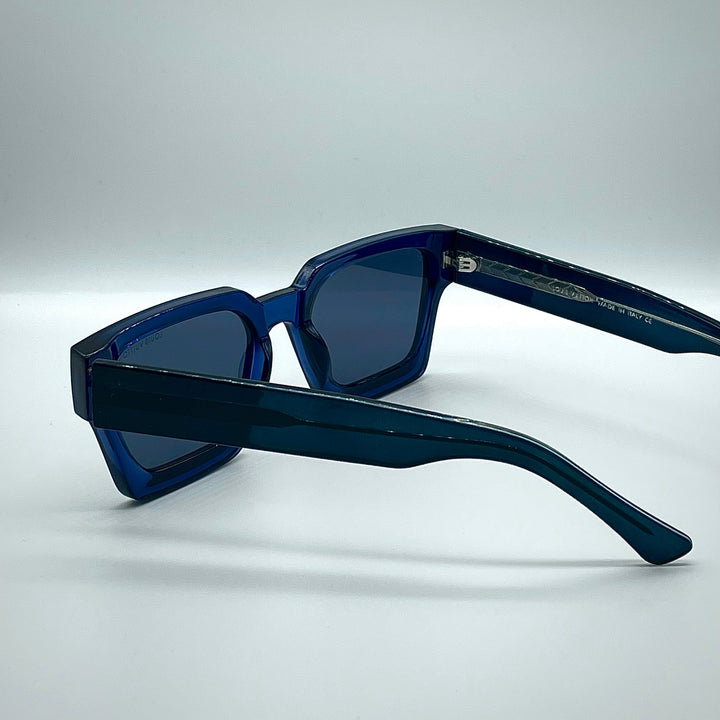 Solaire: LV Hit Blue