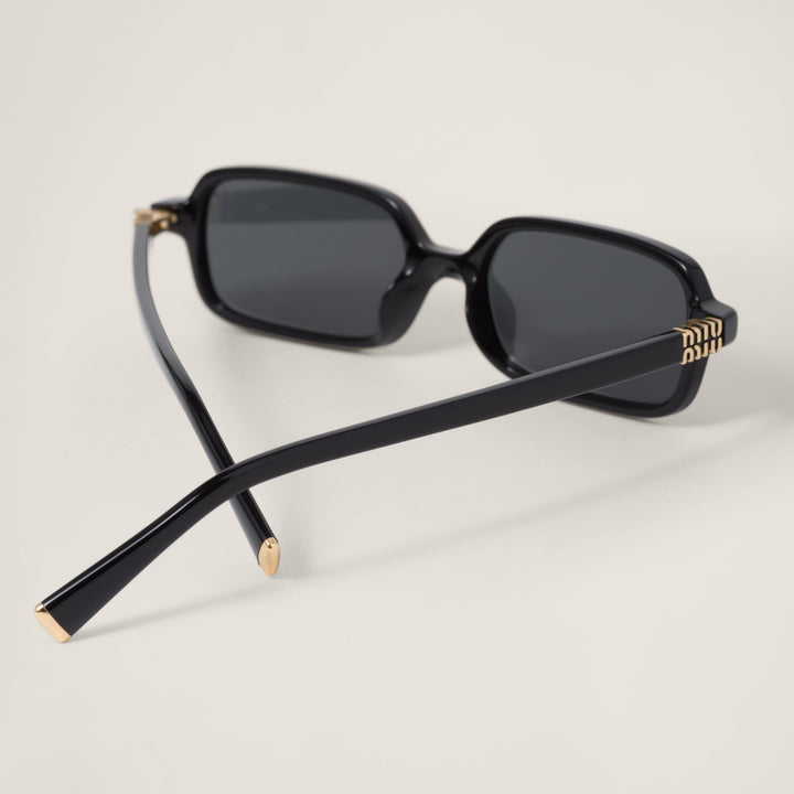 Solaire: Miu Regard Rectangle Black